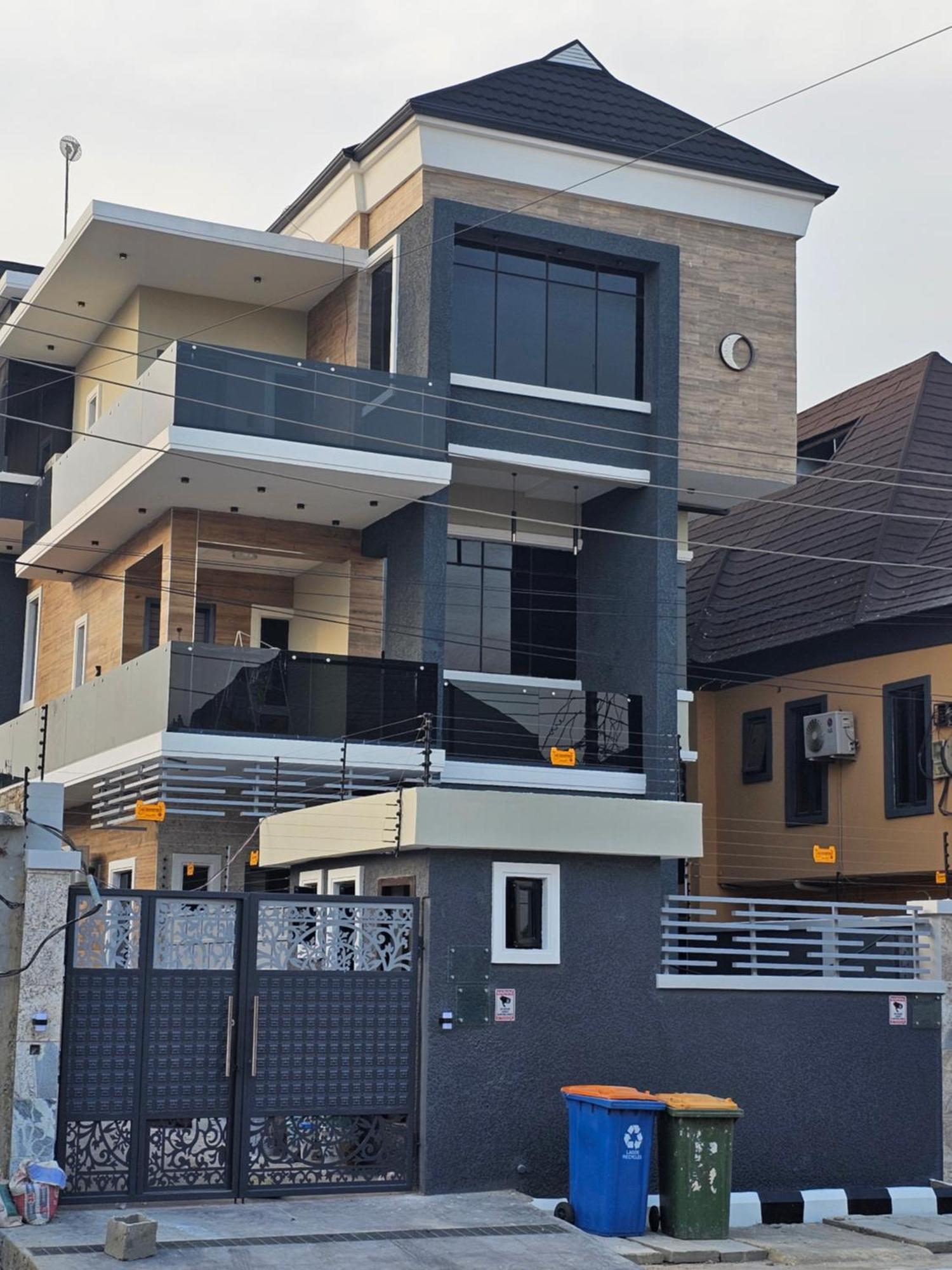 Sapphire Residences By Crystal Magodo Ikeja Exterior photo